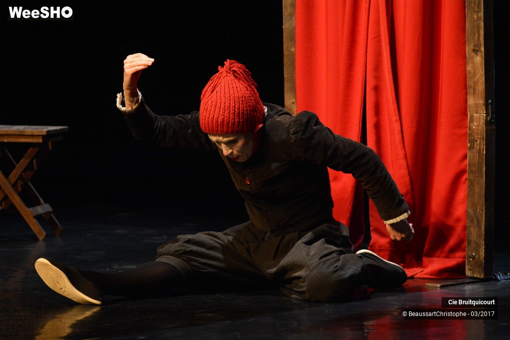 16/44 photos du spectacle Hamlet en 30 minutes
