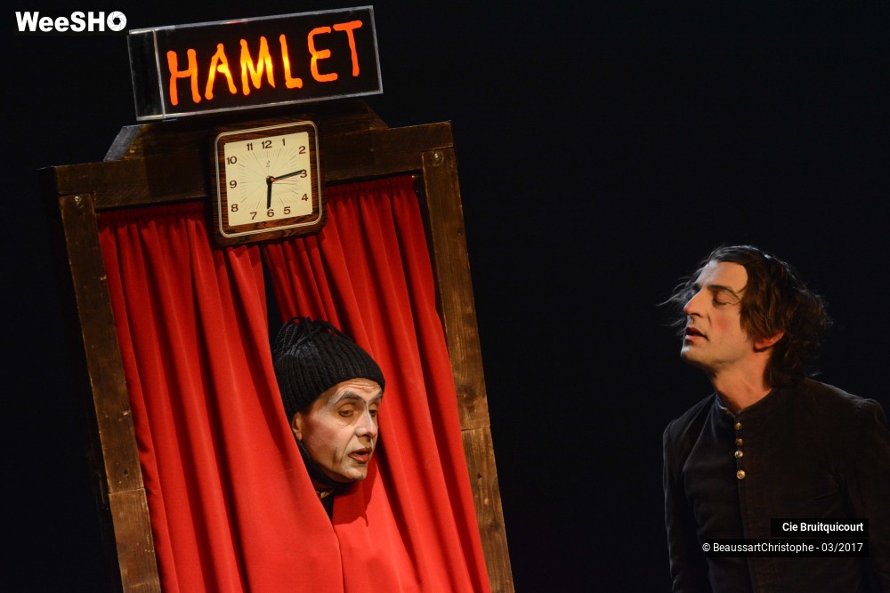 17/44 photos du spectacle Hamlet en 30 minutes