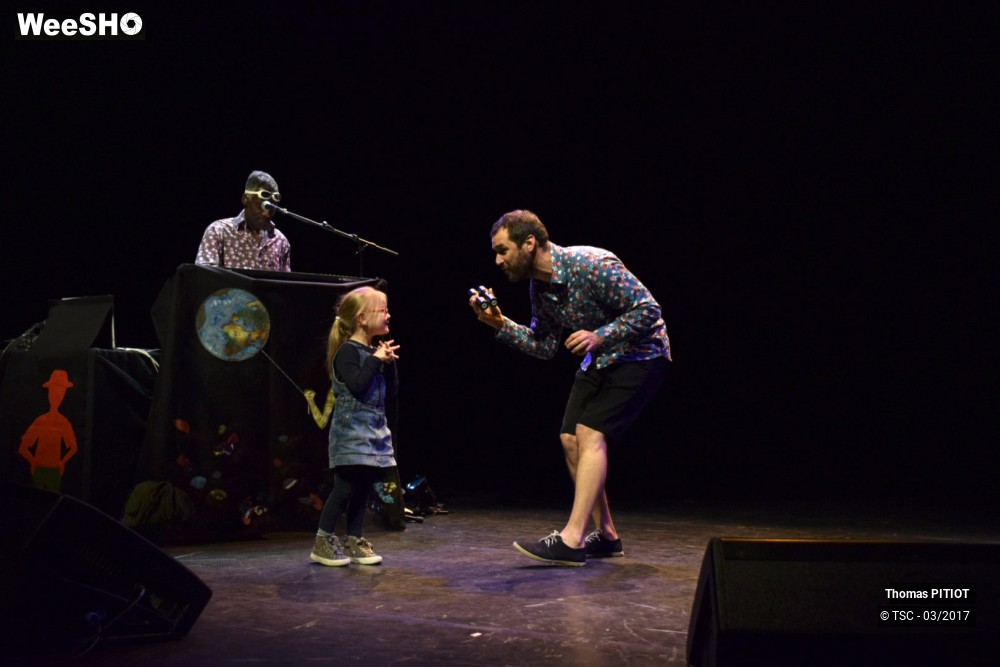 16/19 photos du spectacle Allez jouer dehors