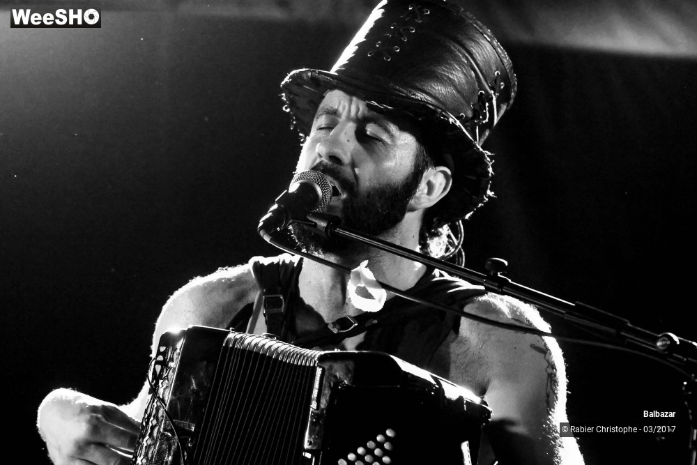 51/52 photos du spectacle Balbazar