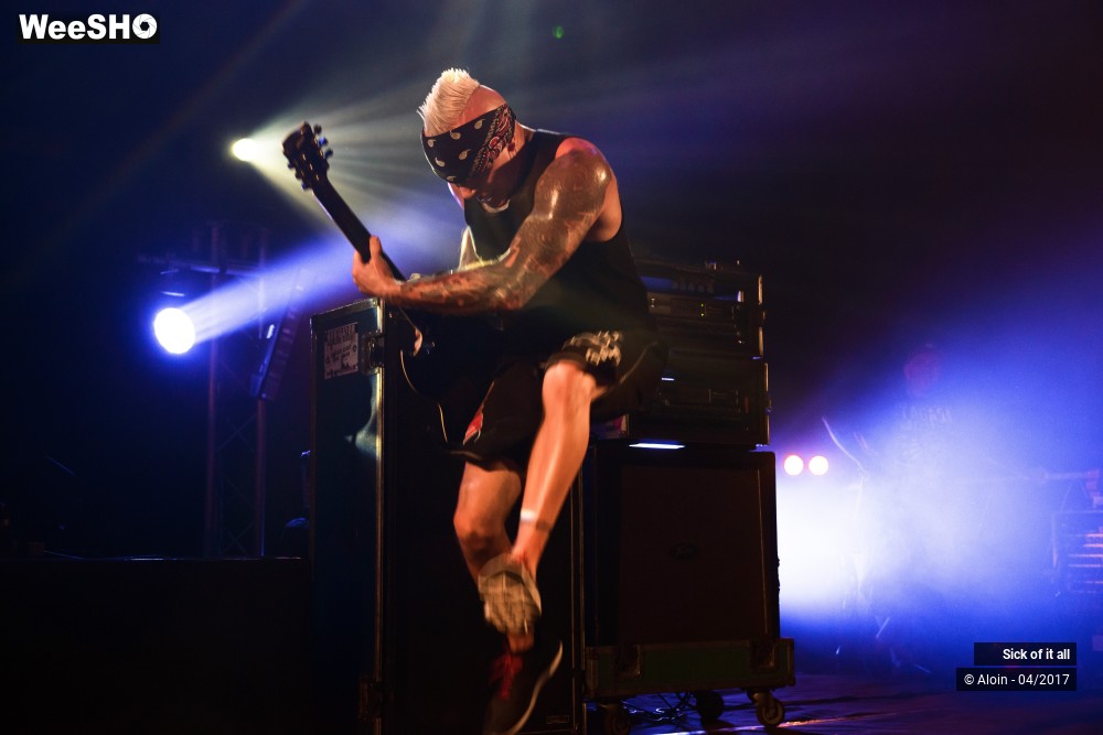 3/10 photos du spectacle Sick of it all
