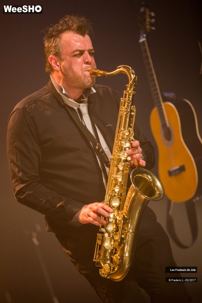 7/50 photos du spectacle Les Fouteurs De Joie