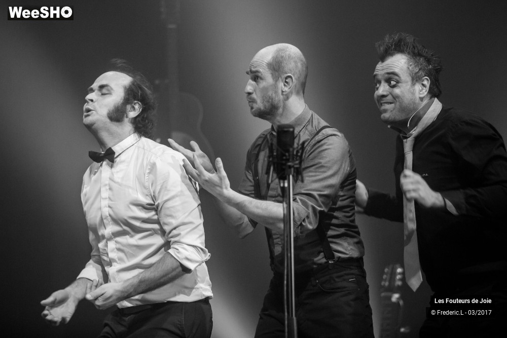 17/50 photos du spectacle Les Fouteurs De Joie