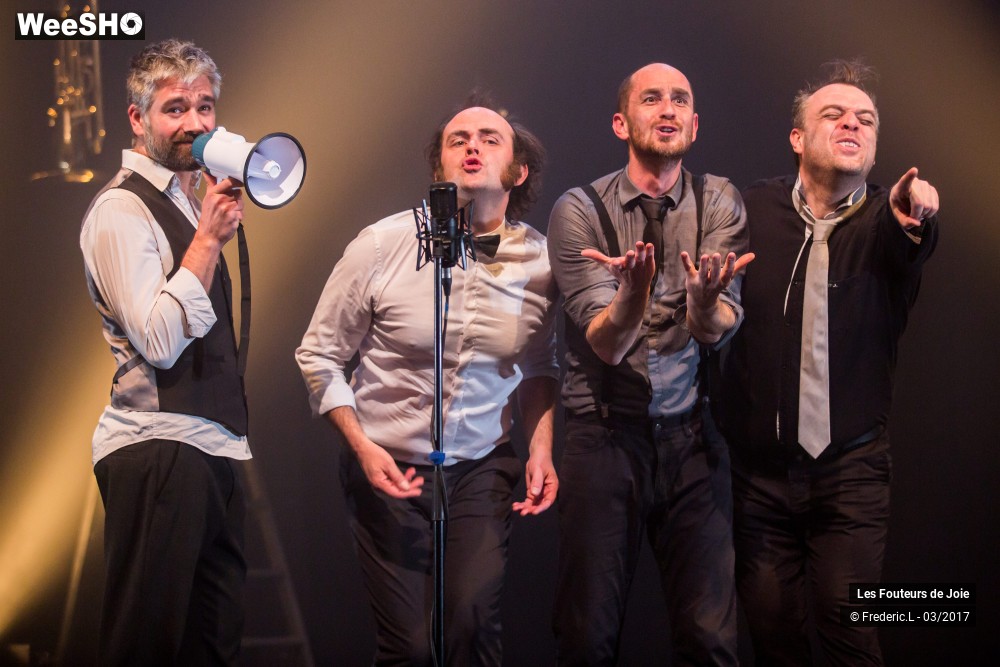 40/50 photos du spectacle Les Fouteurs De Joie