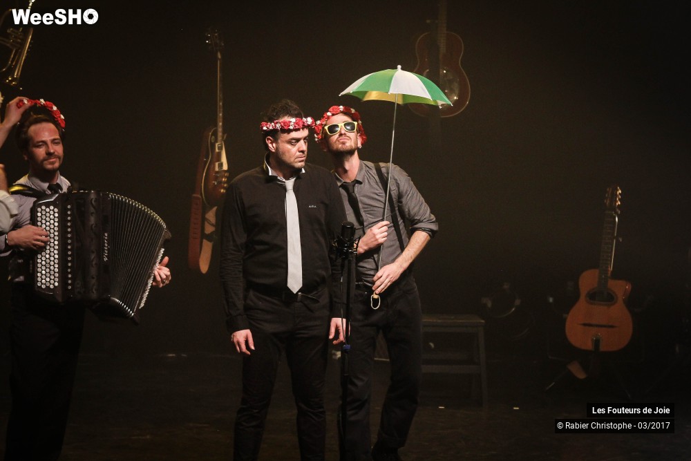13/50 photos du spectacle Les Fouteurs de Joie