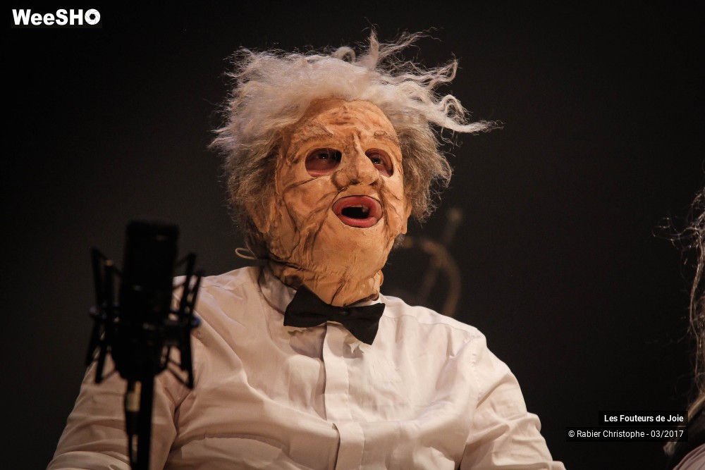 23/50 photos du spectacle Les Fouteurs de Joie