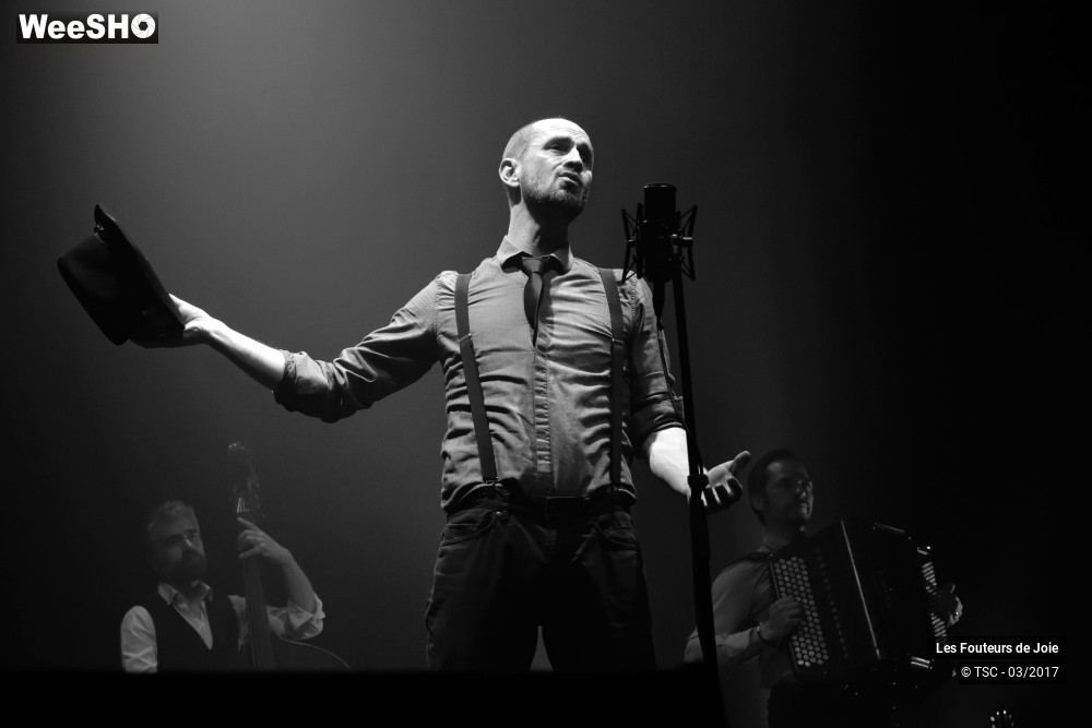 1/37 photos du spectacle Les Fouteurs de Joie