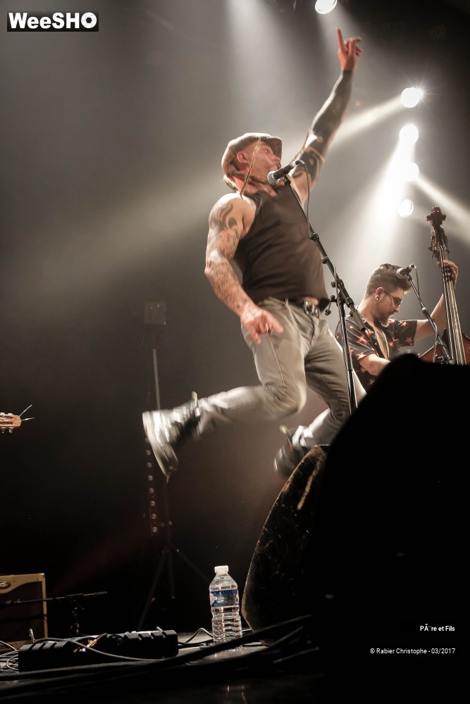 34/50 photos du spectacle Père & Fils