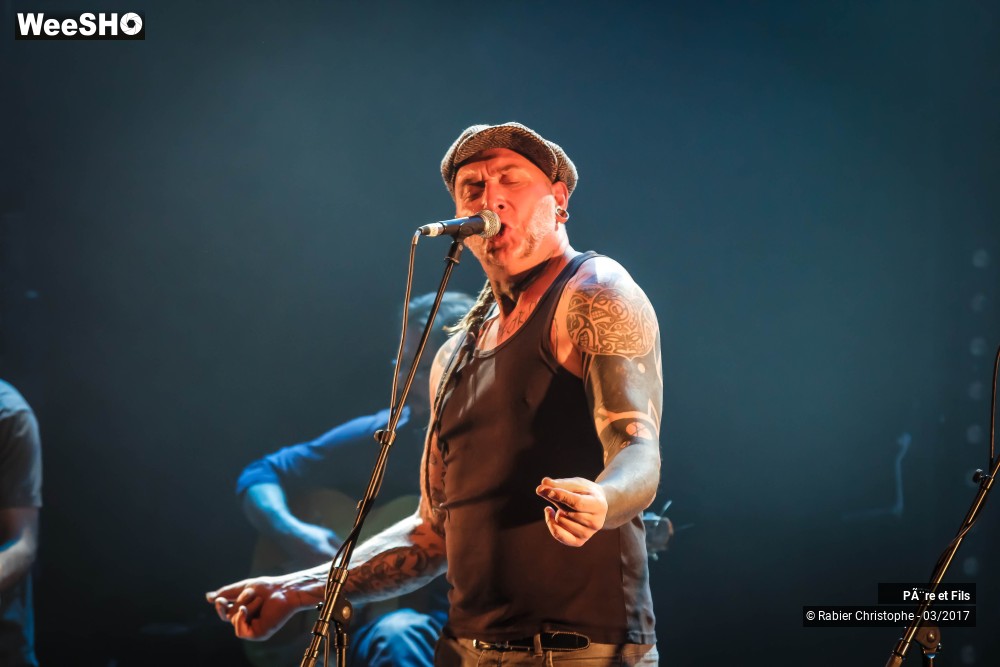 40/50 photos du spectacle Père & Fils
