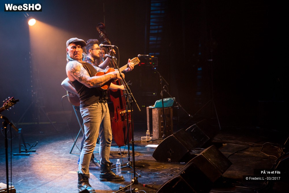 6/50 photos du spectacle Père & Fils