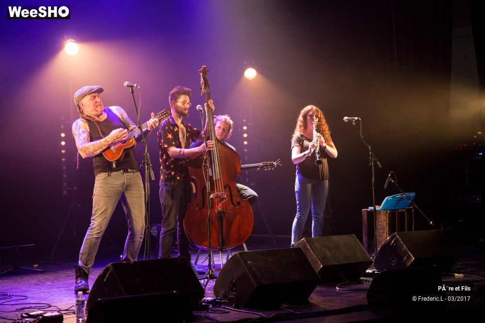 8/50 photos du spectacle Père & Fils