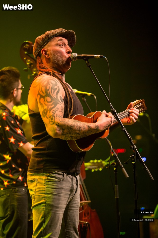 26/50 photos du spectacle Père & Fils