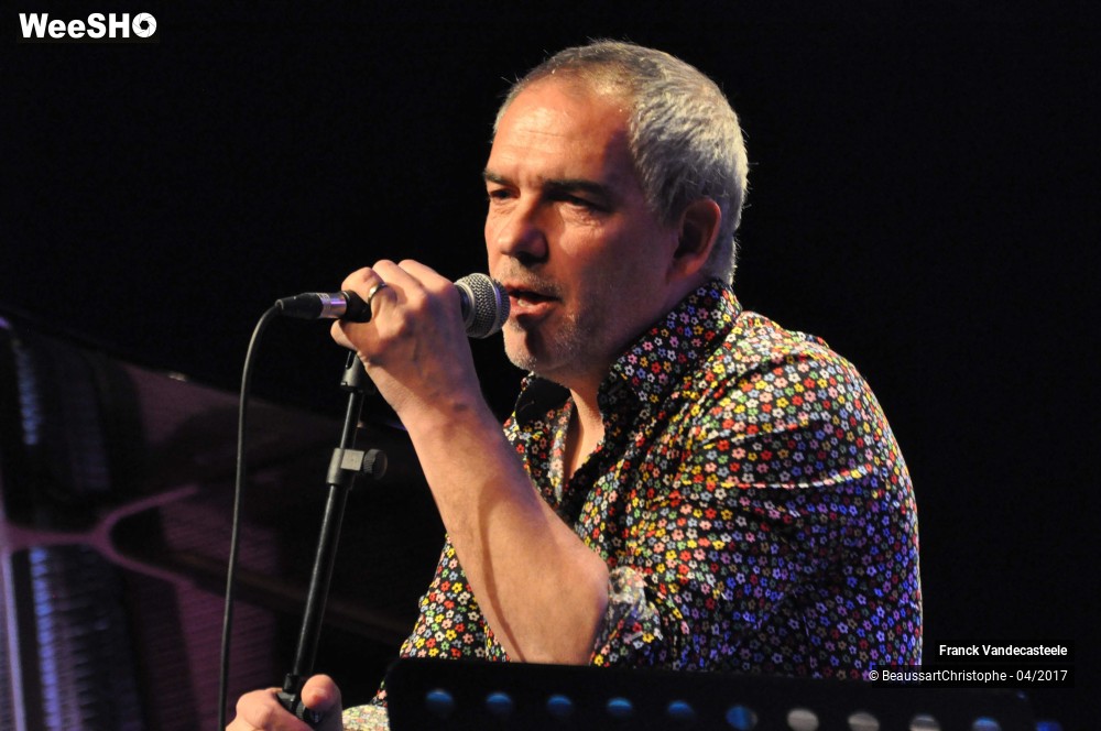 22/30 photos du spectacle Franck Chante l'Amour