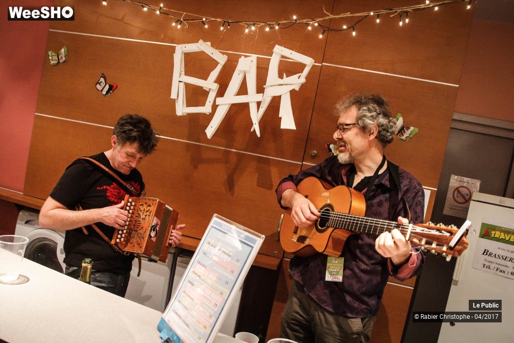 32/51 photos du spectacle Ambiance Festival A Travers Chants 2017