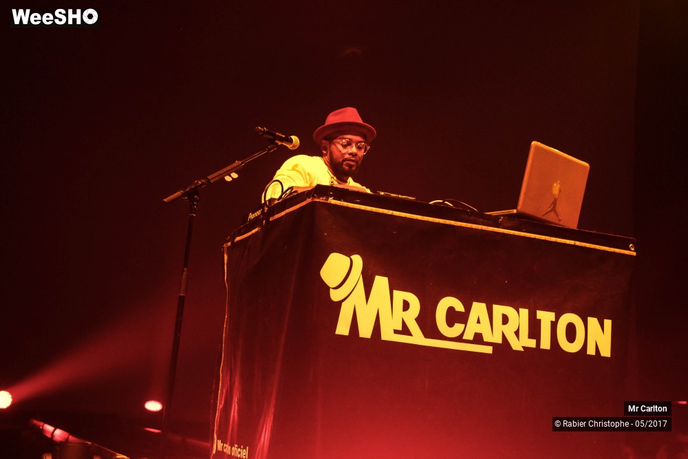 13/21 photos du spectacle Mr Carlton