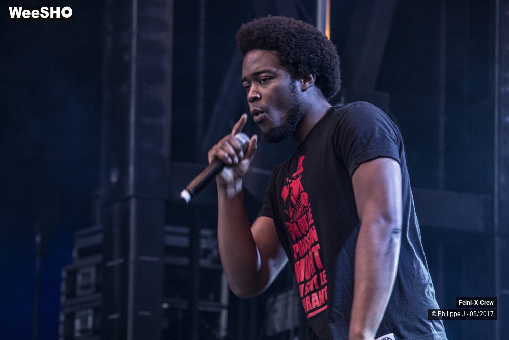 13/17 photos du spectacle Feini-X Crew
