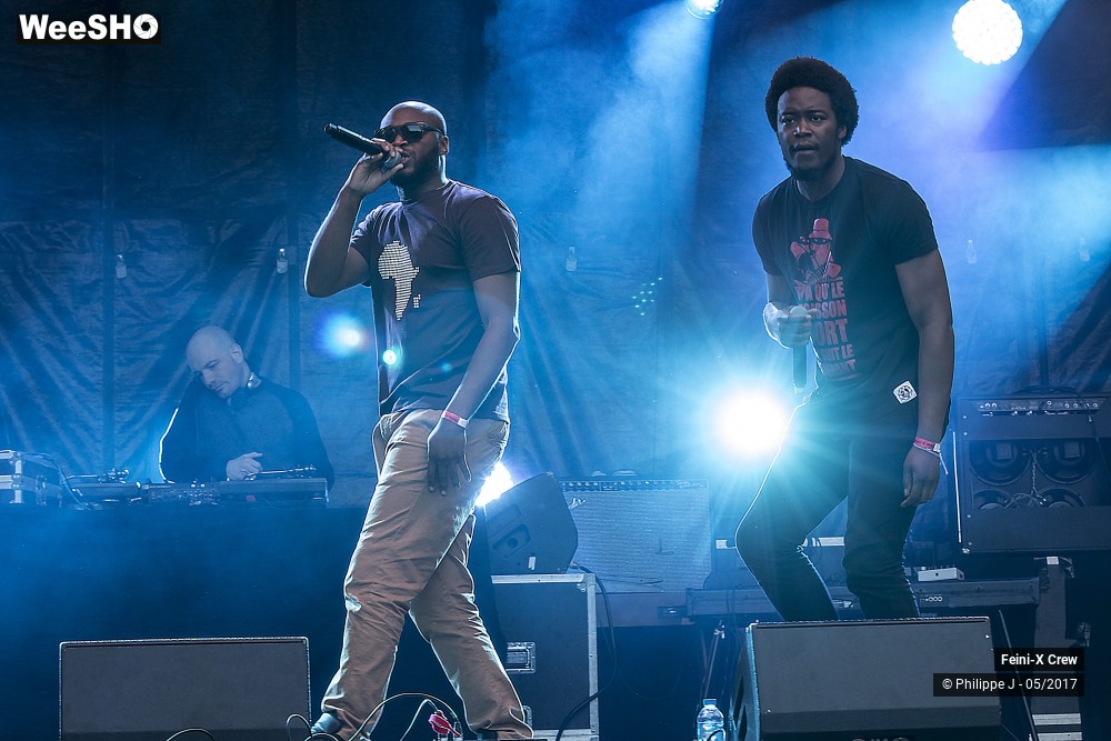 17/17 photos du spectacle Feini-X Crew