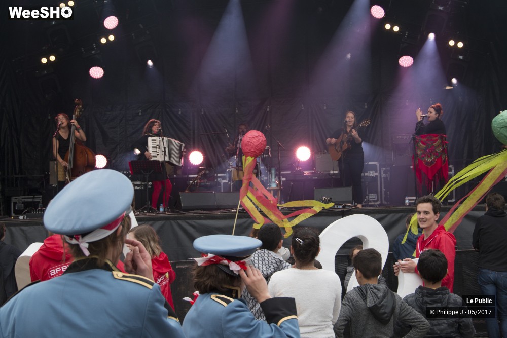 10/17 photos du spectacle Pas de quartier pour les inégalités 2017 Ambiance
