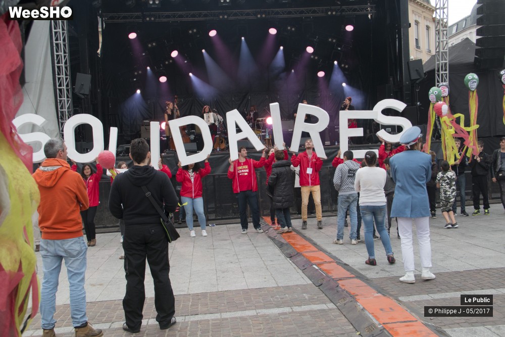 11/17 photos du spectacle Pas de quartier pour les inégalités 2017 Ambiance