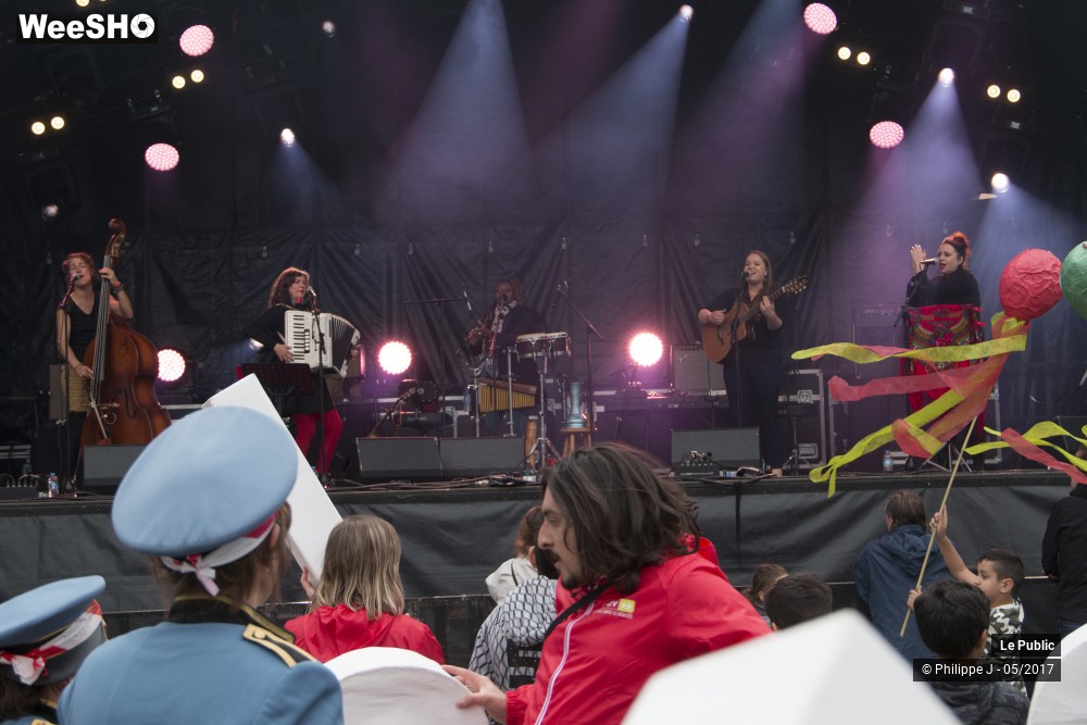 17/17 photos du spectacle Pas de quartier pour les inégalités 2017 Ambiance