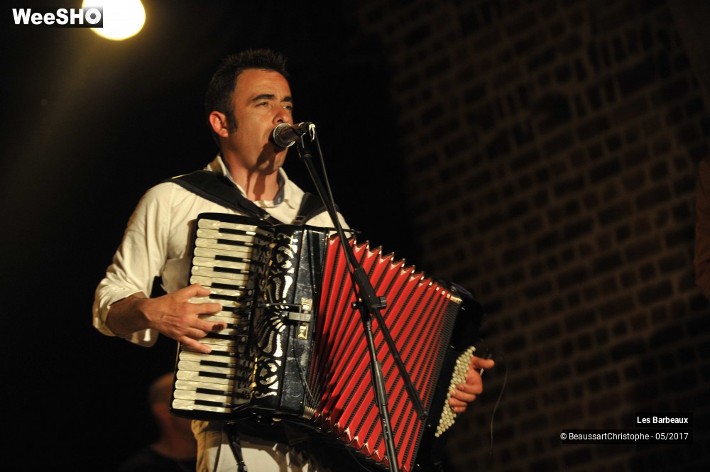 30/32 photos du spectacle Les Barbeaux