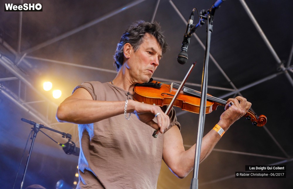 9/44 photos du spectacle Les Doigts Qui Collent