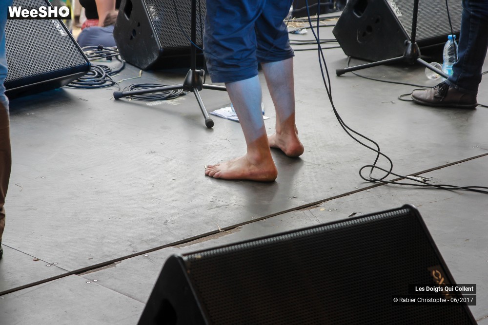25/44 photos du spectacle Les Doigts Qui Collent