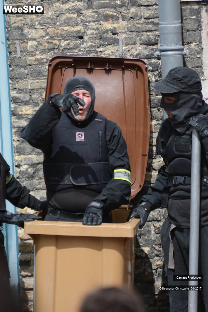 5/44 photos du spectacle GIGN