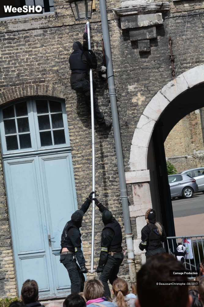 7/44 photos du spectacle GIGN