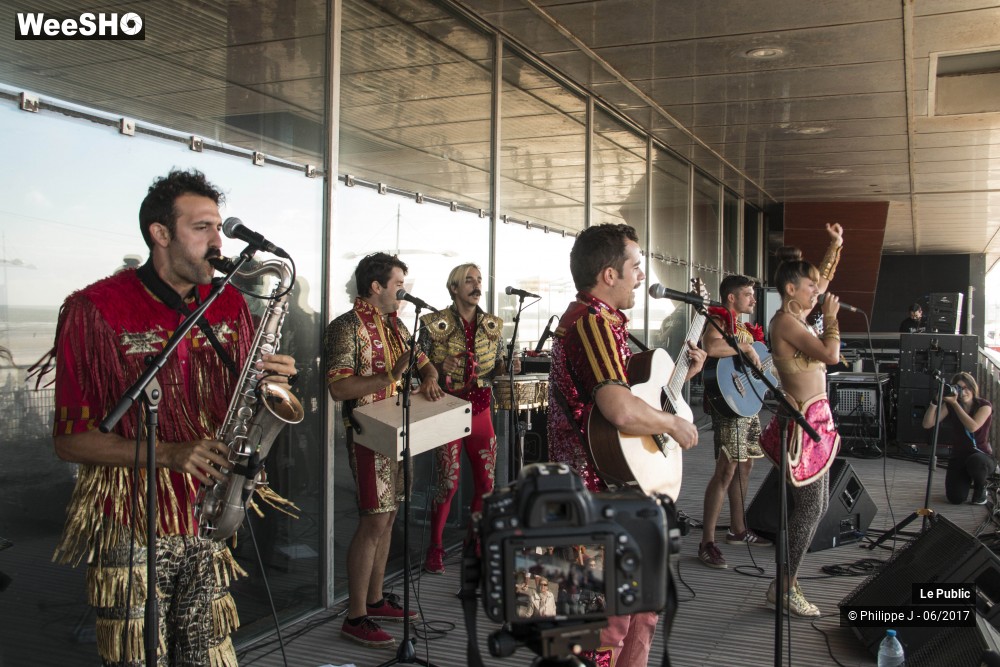 20/42 photos du spectacle La Bonne Aventure 2017 Ambiance