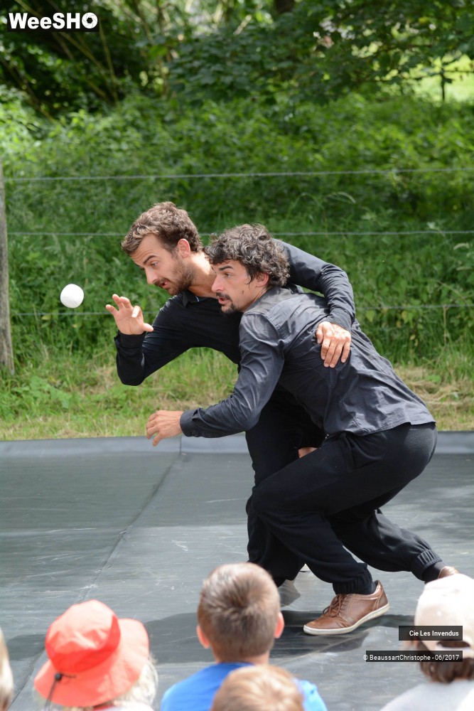 7/35 photos du spectacle Accroche-toi si tu peux!