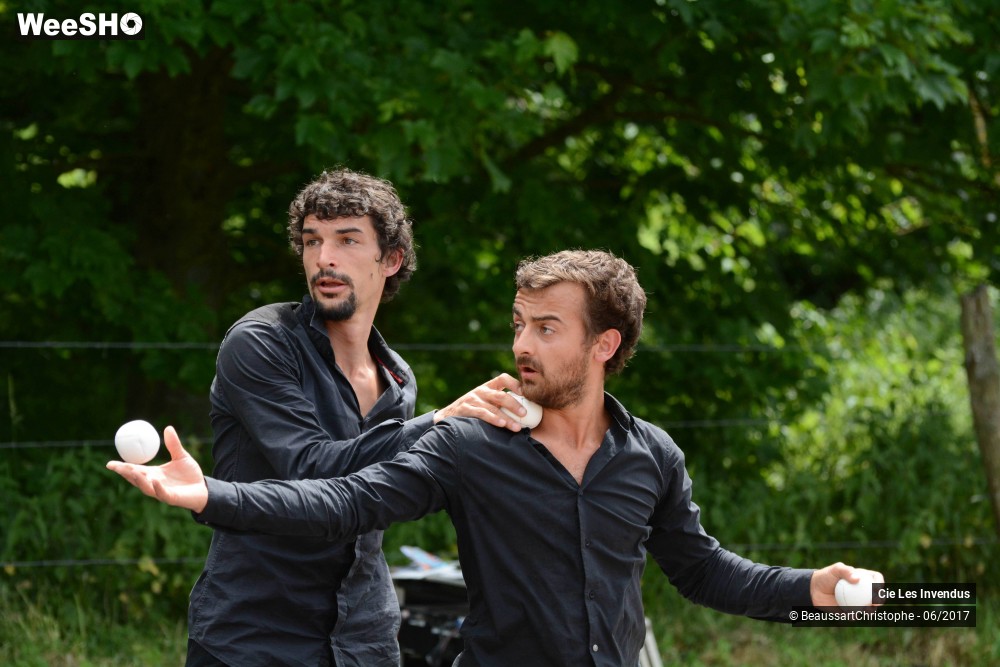 16/35 photos du spectacle Accroche-toi si tu peux!