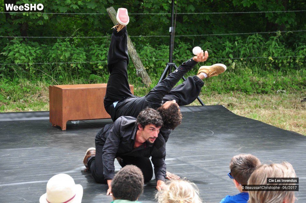 17/35 photos du spectacle Accroche-toi si tu peux!