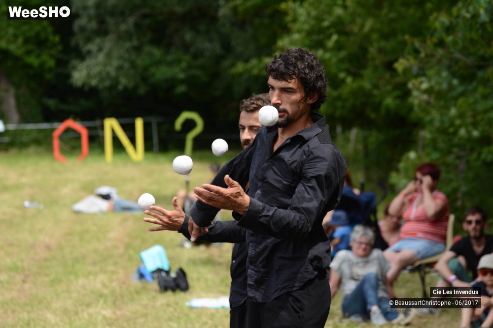 20/35 photos du spectacle Accroche-toi si tu peux!