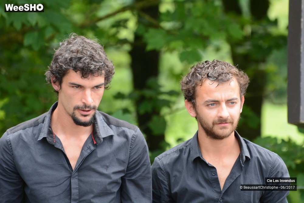 21/35 photos du spectacle Accroche-toi si tu peux!