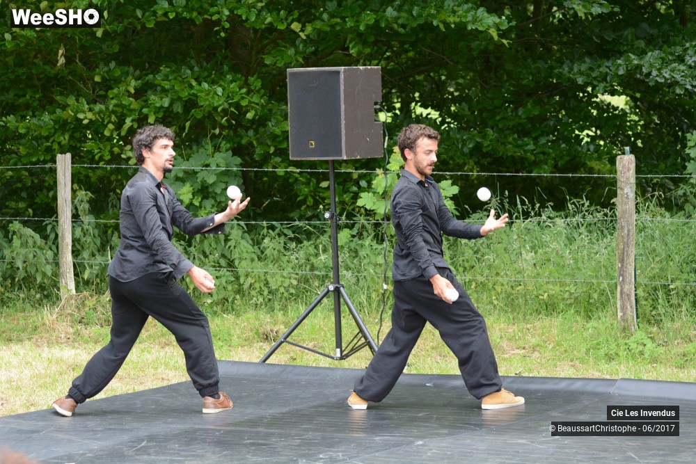 28/35 photos du spectacle Accroche-toi si tu peux!