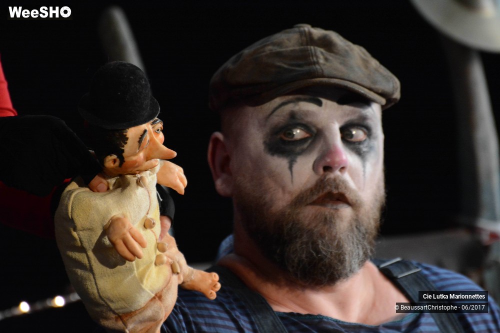 19/41 photos du spectacle Bobinus Circus
