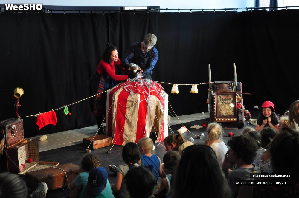 38/41 photos du spectacle Bobinus Circus