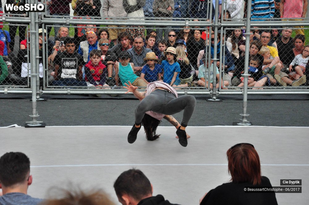 17/33 photos du spectacle D-Construction