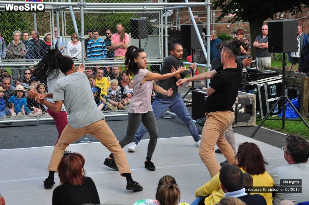 25/33 photos du spectacle D-Construction