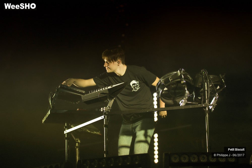 7/7 photos du spectacle Petit Biscuit
