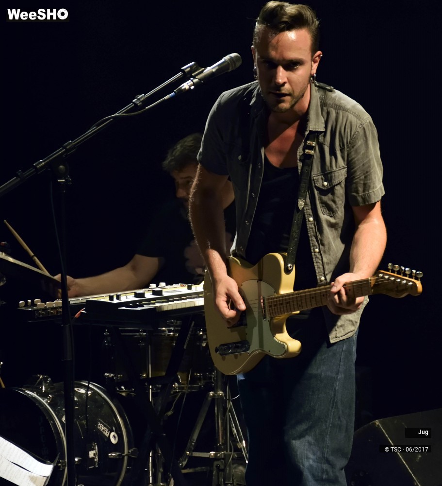 1/32 photos du spectacle Jug