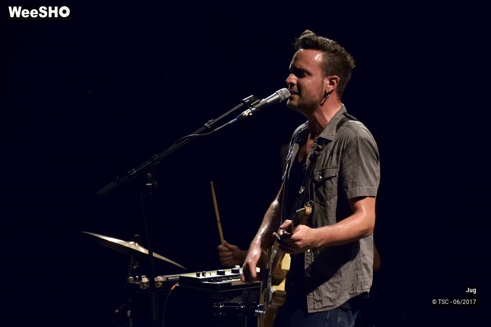 9/32 photos du spectacle Jug
