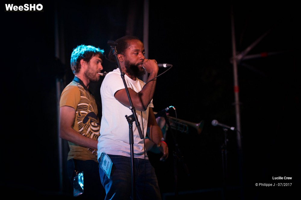 8/10 photos du spectacle Lucille Crew