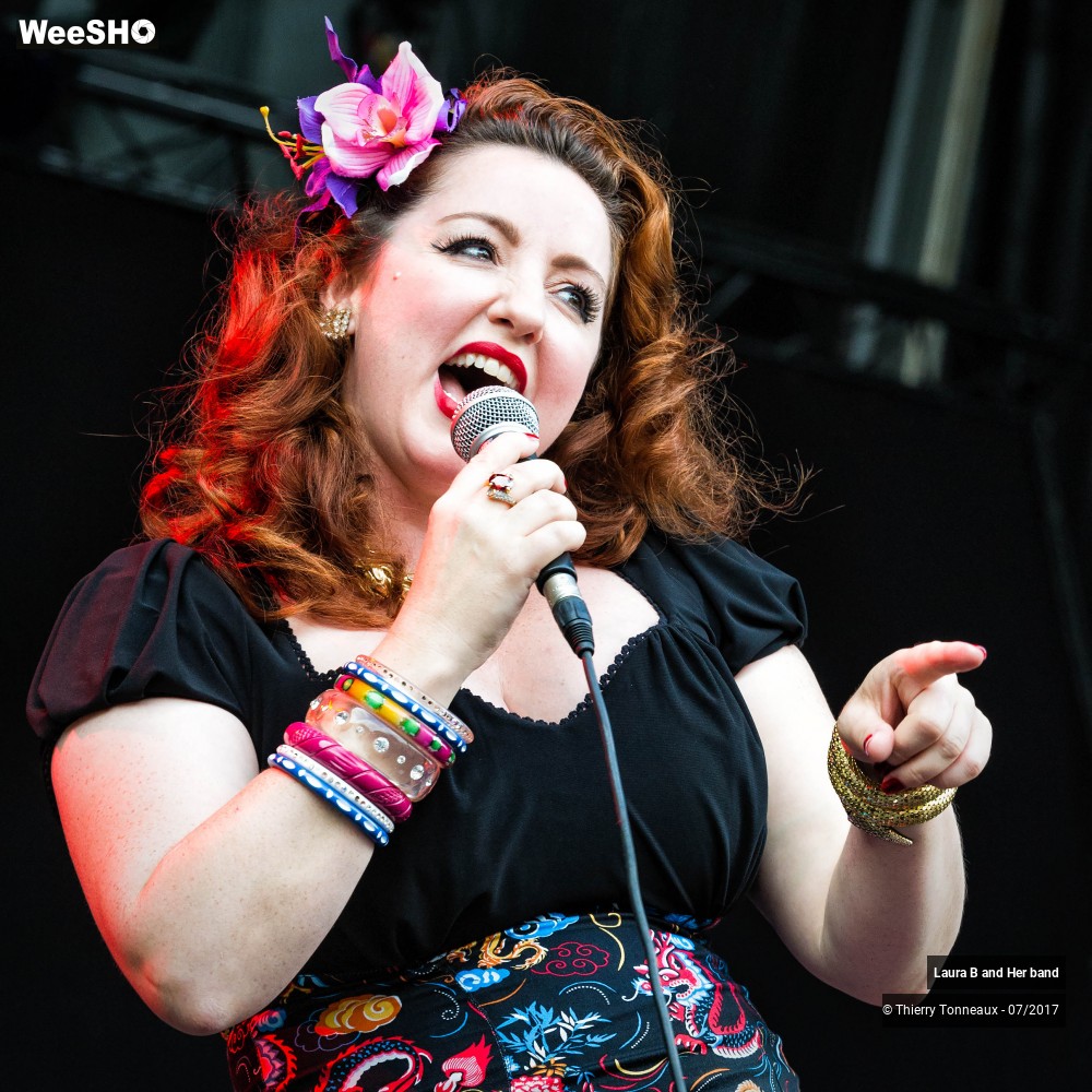 5/10 photos du spectacle Laura B & Her Band