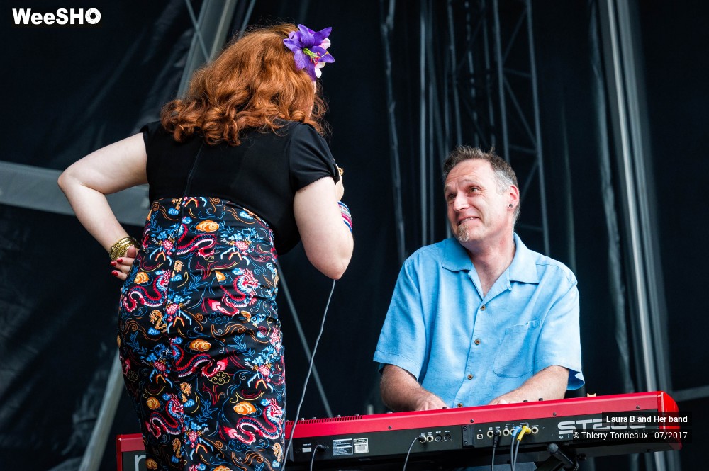 6/10 photos du spectacle Laura B & Her Band