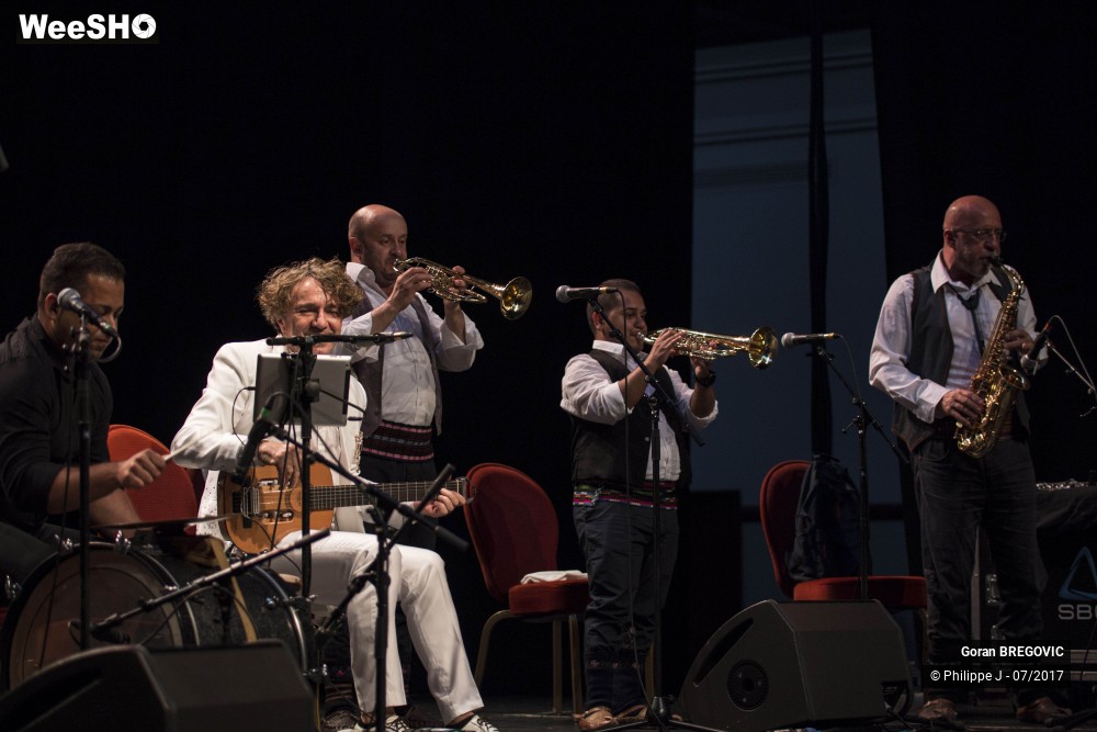 17/18 photos du spectacle Goran Bregovic