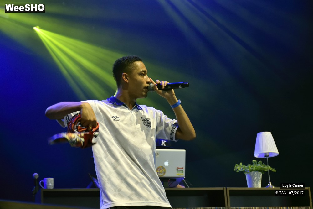 1/5 photos du spectacle Loyle Carner