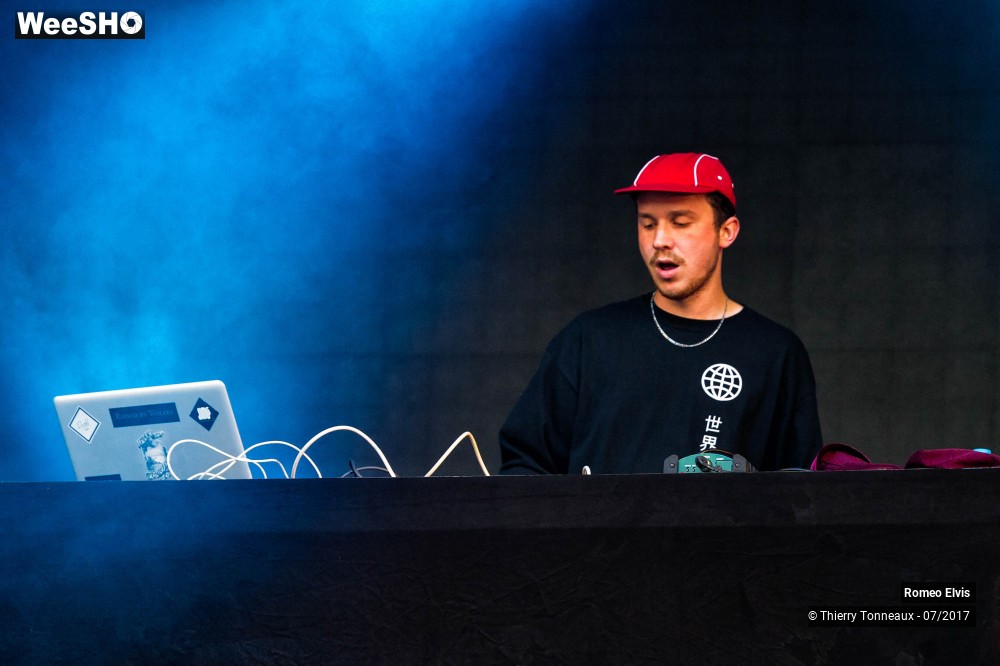 14/21 photos du spectacle Romeo Elvis