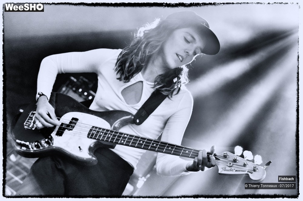 14/15 photos du spectacle Fishbach